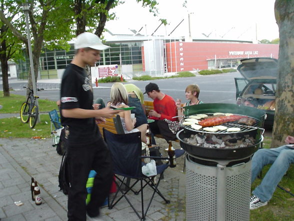 Grillen im Stadion - 