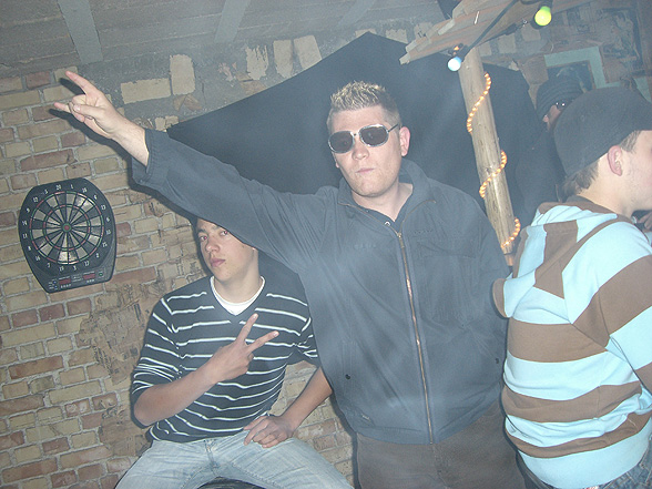party on ...sve - 