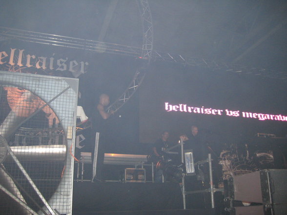 hellraiser VS megarave @ Beursgebouw/NL - 