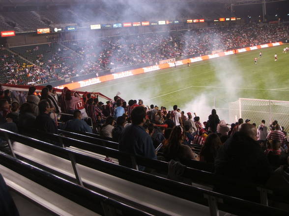 chivas usa vs. NEW YORK RED BULLS - 