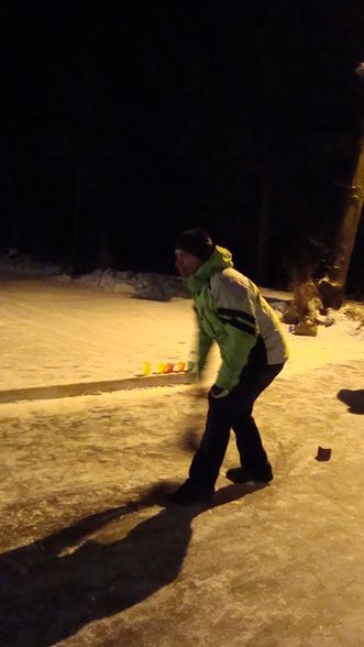 Eisstockschießen mit Friends - 