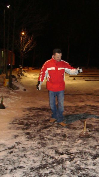 Eisstockschießen mit Friends - 