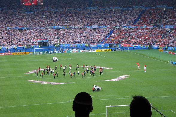 EURO 08 LIVE - 