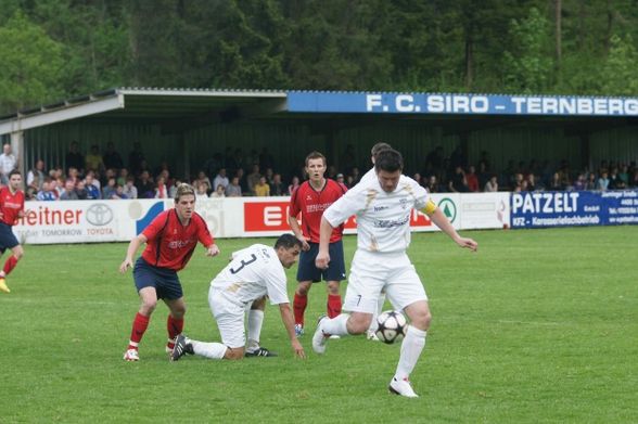 Hüssi beim kicken - 