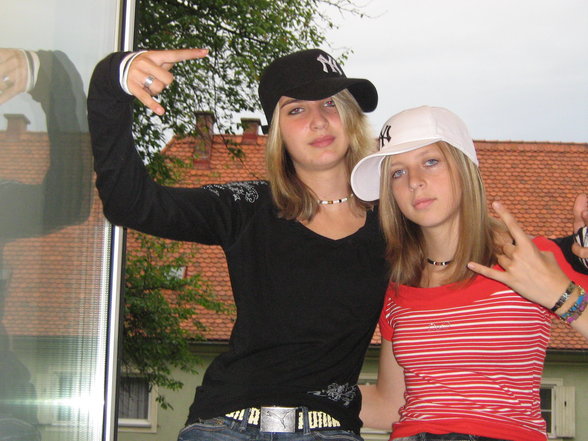 ***I und mei  beste Freindin!!!*** 2005 - 