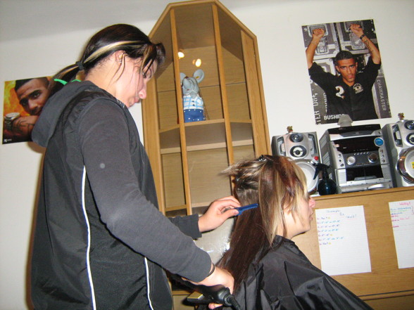 SaNdRa DiE fRiSeUrIn!! - 