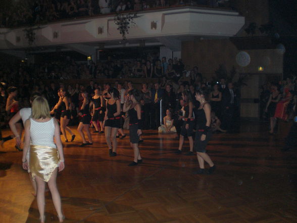 HLW BALL 2008 - 