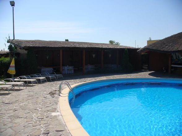 Laguna pool club - 