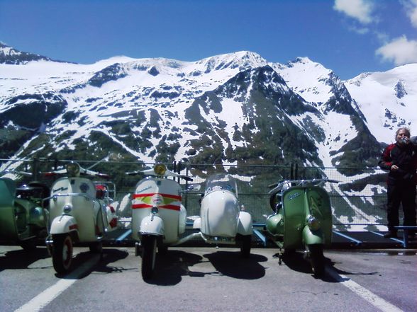 World Vespa Days 09 Zell am See - 