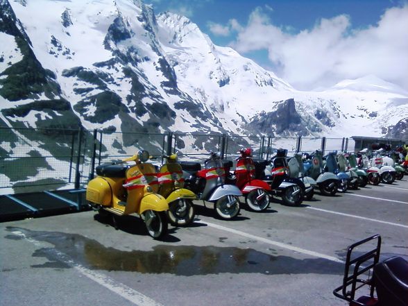 World Vespa Days 09 Zell am See - 