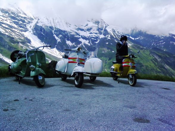 World Vespa Days 09 Zell am See - 