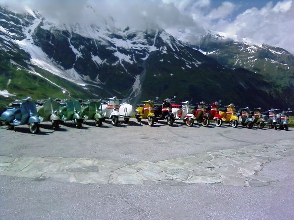 World Vespa Days 09 Zell am See - 