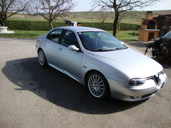 Auto Alfa Romeo 156 - 