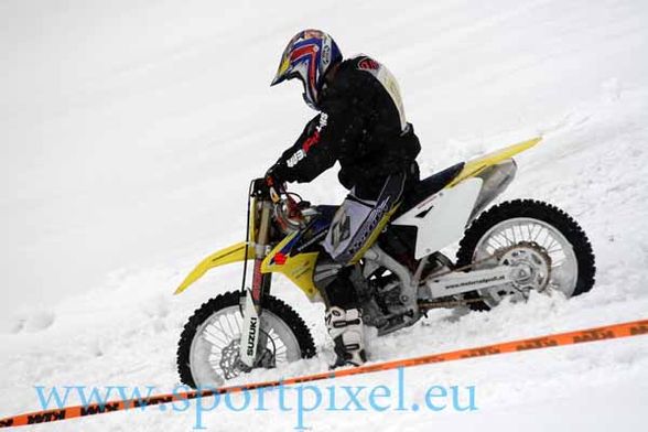 snow speeddhill race eberschwang  - 