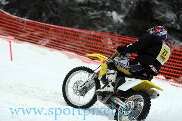 snow speeddhill race eberschwang  - 