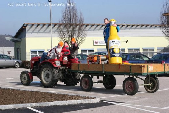 Fasching goes on - Faschingsumzug, Point - 