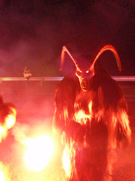 Wolferner Perchtenlauf - 