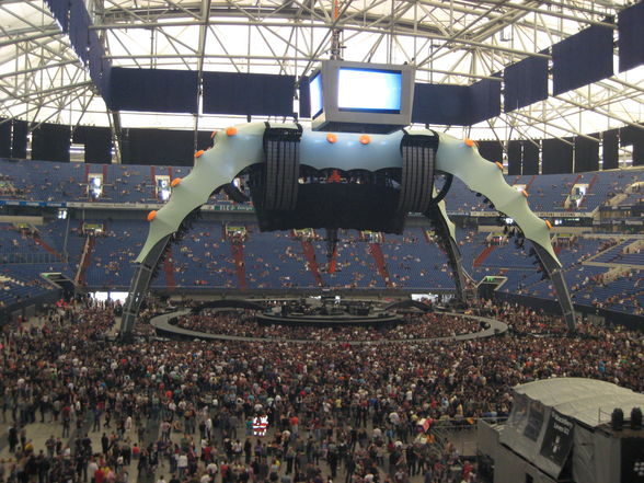 U2 rockt! 360° Tour in Gelsenkirchen - 