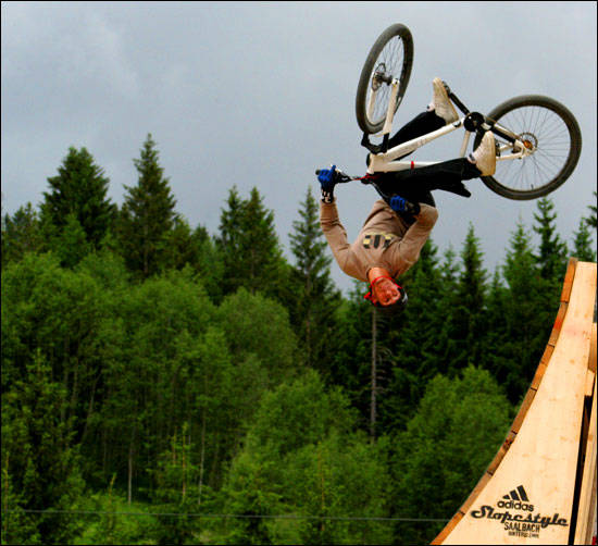 Adidas Slopestyle Hinterglemm, June 2006 - 