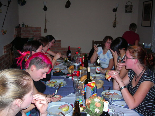 Allerheiligenparty bei Anna - 