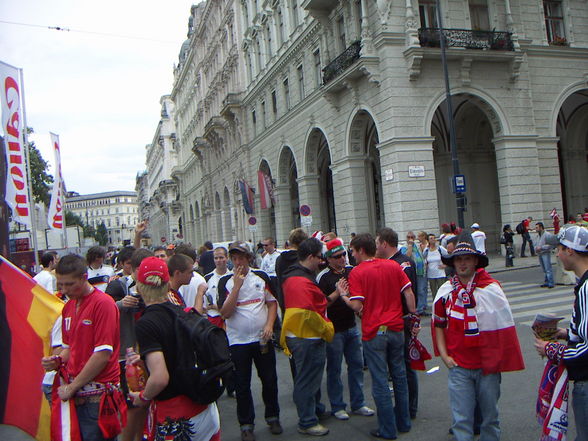 Fanmeile Wien Rathausplatz 15.-17.6.08 - 