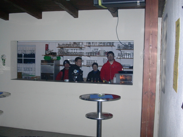 ICE BAR 08 - 