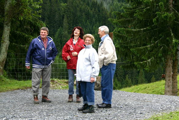 MEI FAMELI ICH LIEBE SIE!!! - 