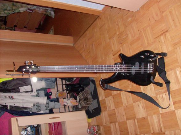 Meine Bass Gitarre - 