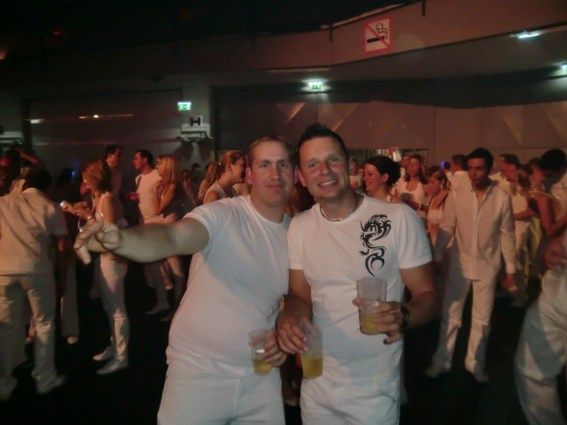 sensation white!!! - 