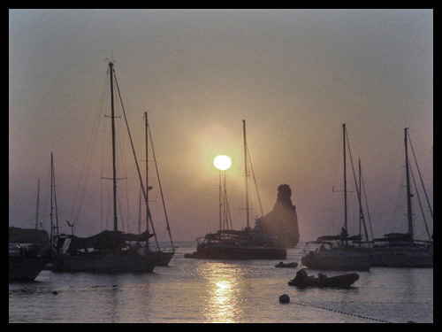 IBIZA :: fine places for fine people - 