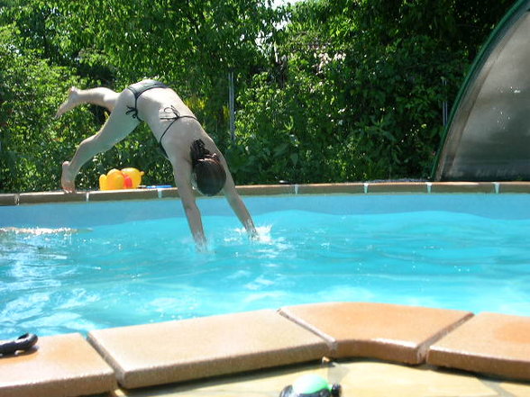 In Julia´s Pool!!! - 