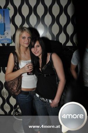 Party 2009 =] - 