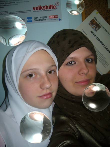 ~*~In dea MoScHeE.......~*~!!! - 