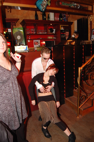 KARAOKE - 