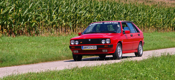 La Macchina - Lancia Delta HF turbo - 