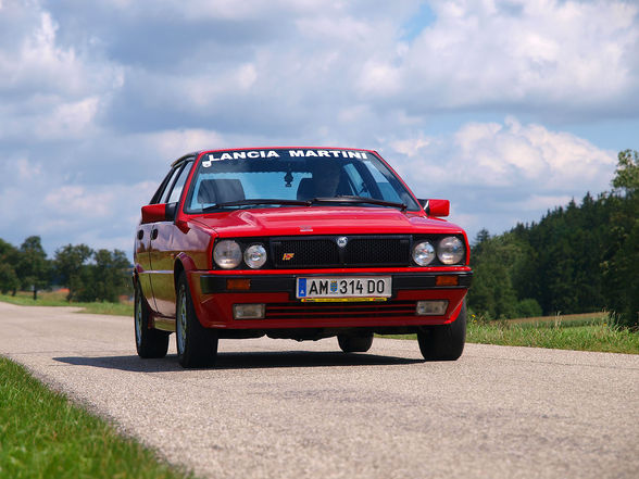 La Macchina - Lancia Delta HF turbo - 