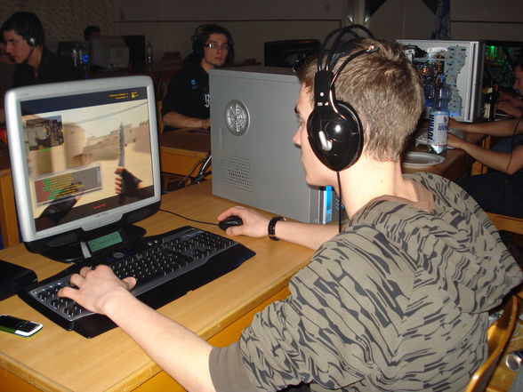 Lan Party im Volksheim 09 - 