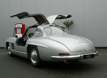 metcedes benz 300sl coupe - 