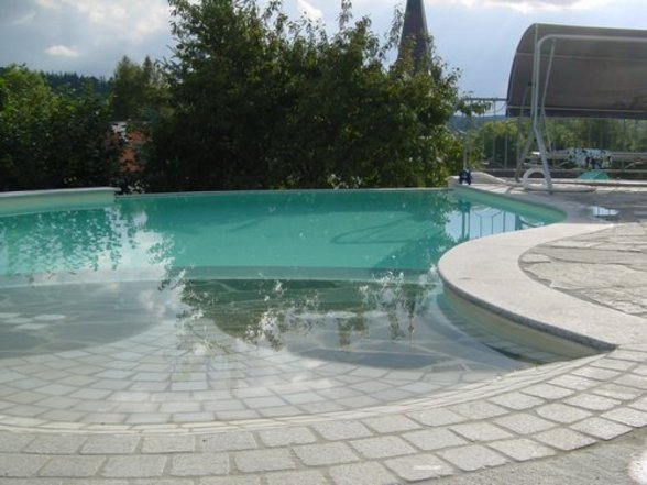 POOL AND STONE - 