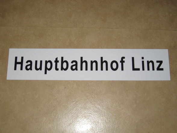 Hauptbahnhof Linz Spari - 