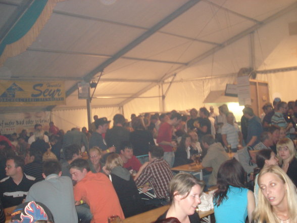 Kirchhamer Bierzelt 07 - 