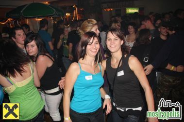 SINGLEPARTY im Schliefauhof - 