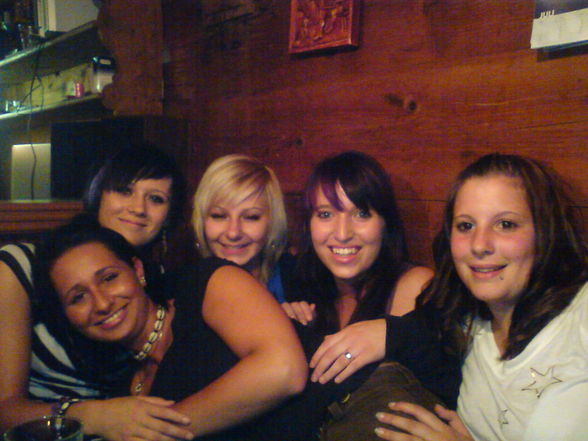 Me and friends! 4.8.08 - 