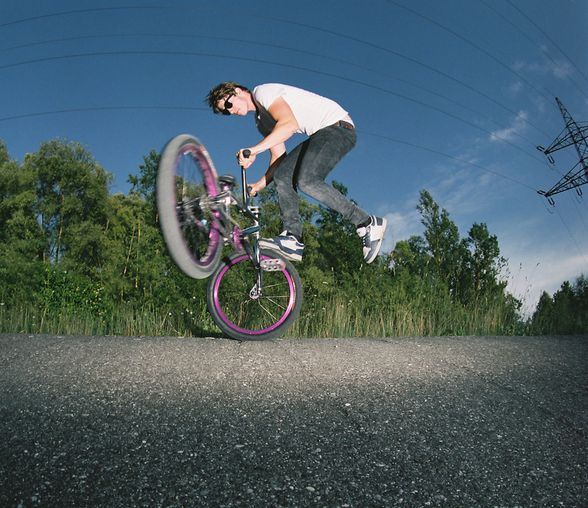 BmX - 