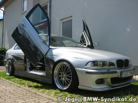 BMW - 