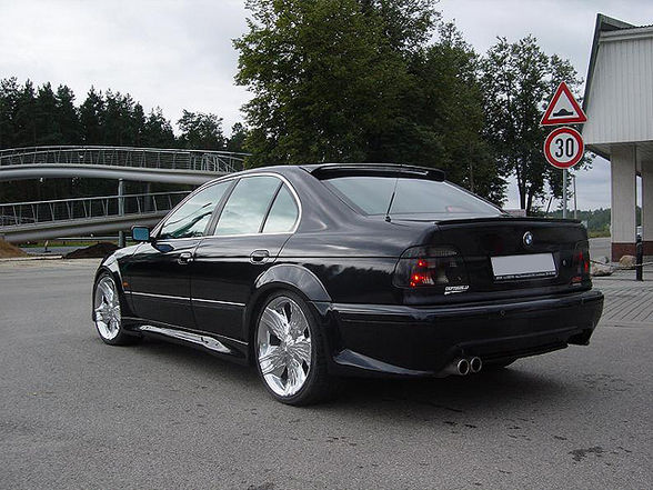 BMW E39 - 