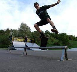 Skateboard - 