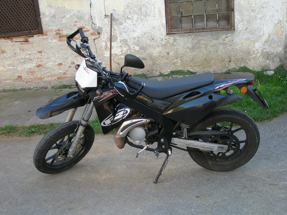 des woa moi mei moped - 