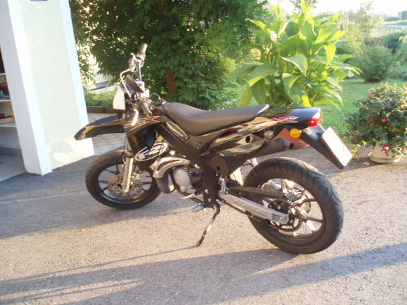 des woa moi mei moped - 