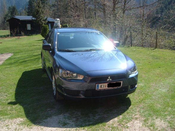 Mitsubishi Lancer - 